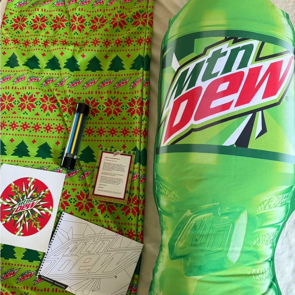 Mountain Dew Holiday Gift Set with Pillow
